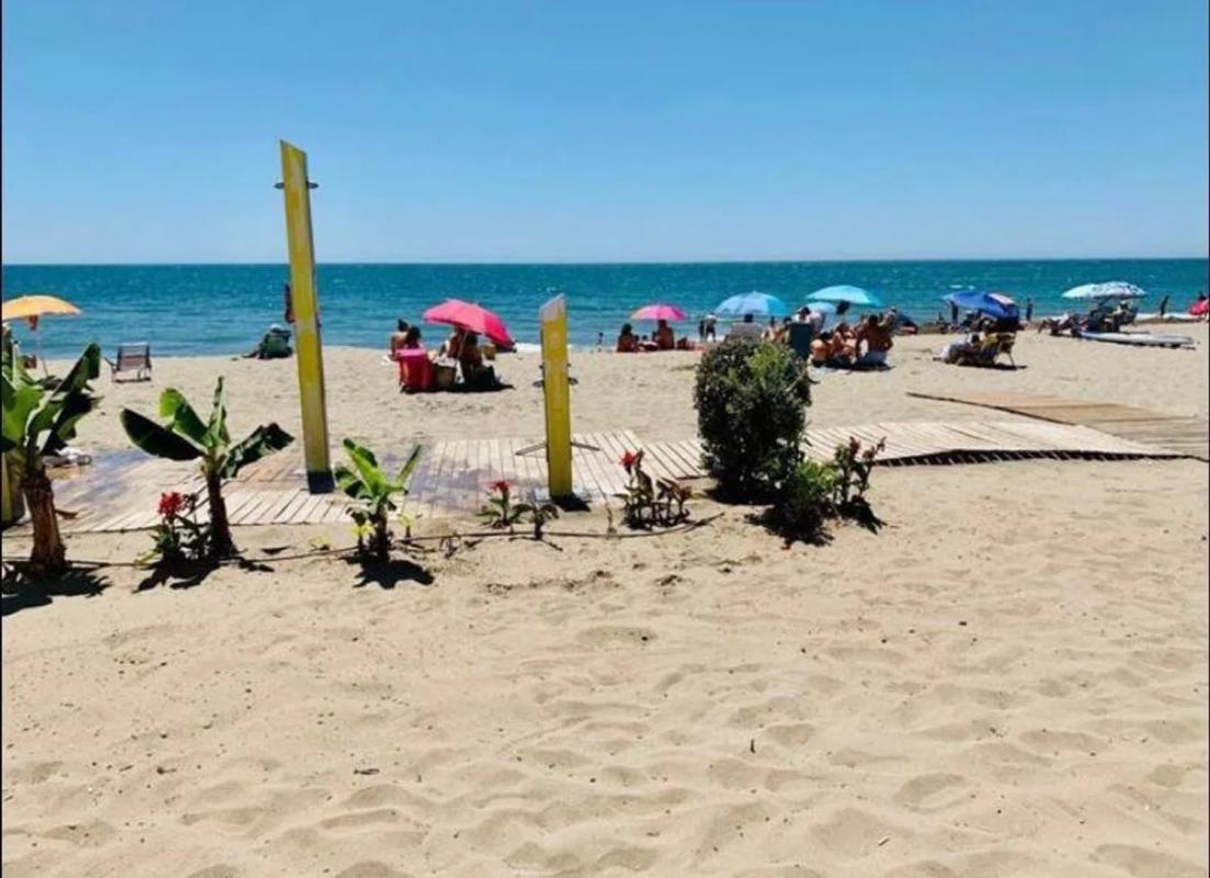 Sale of apartment in Calle la Peña, Fuengirola
photo 1