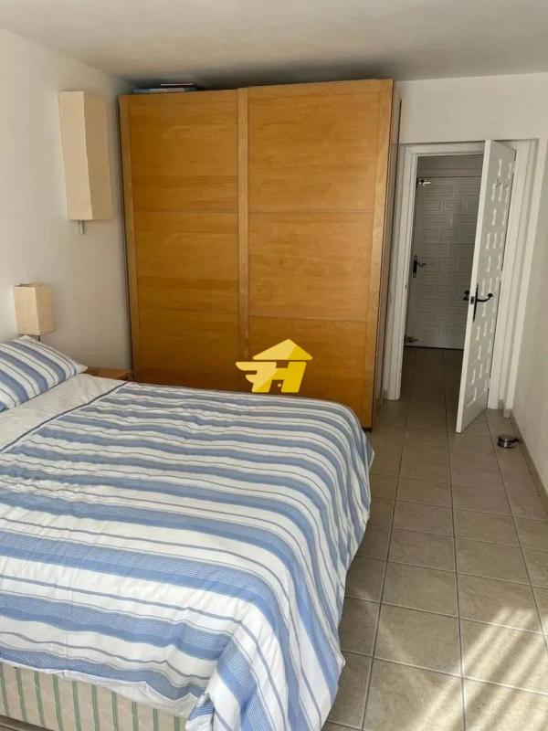 Sale of apartment in Calle Zarzas, Fuengirola
photo 4
