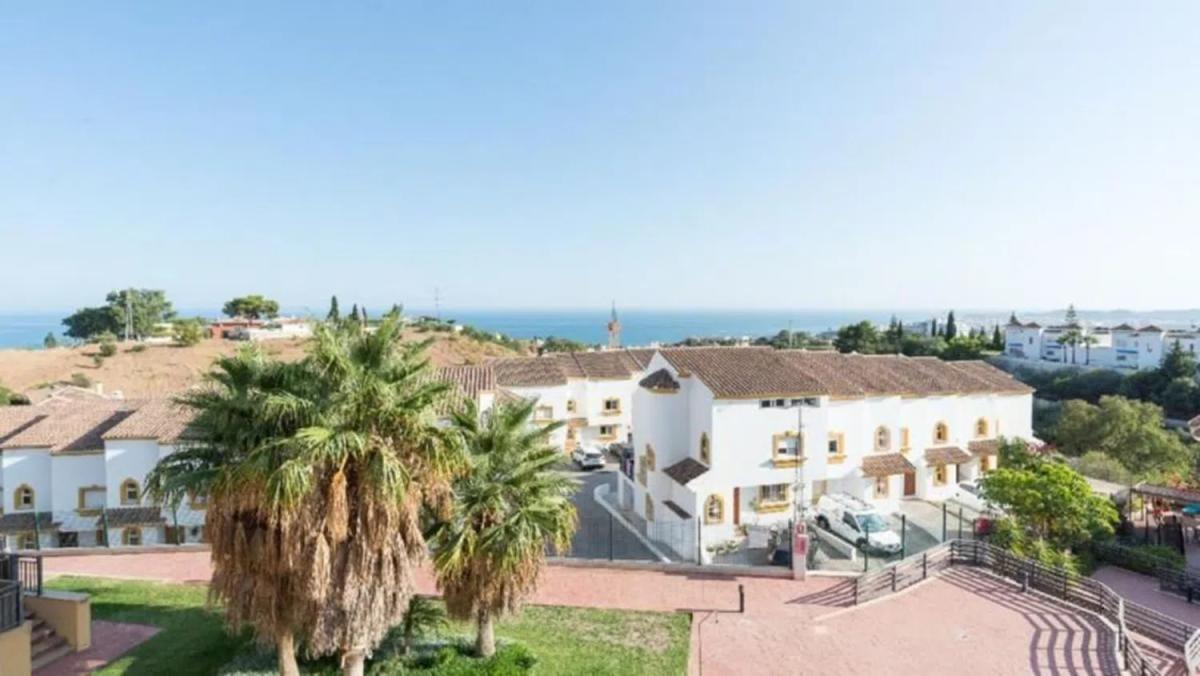 Sale of independent chalet in Torreblanca del Sol, Fuengirola
 photo 2