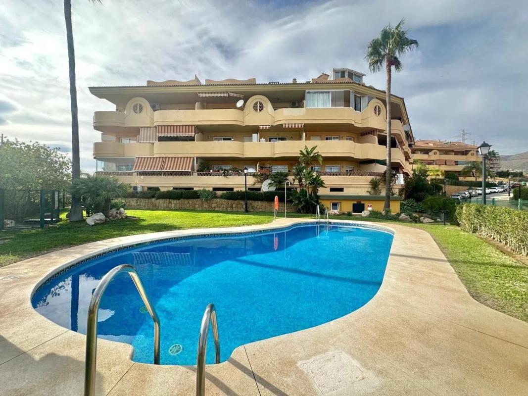 Venta de ático en  Los Pacos, Fuengirola photo 2