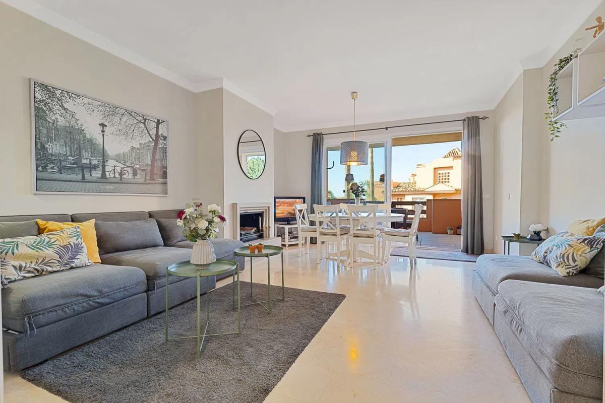Sale of apartment in Calle del Pardillo, Fuengirola
 photo 2