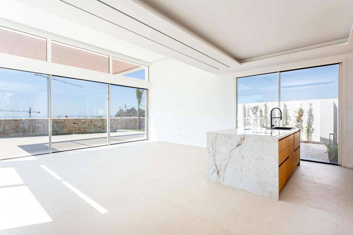 Sale of independent chalet in El Higuerón, Fuengirola
 photo 3