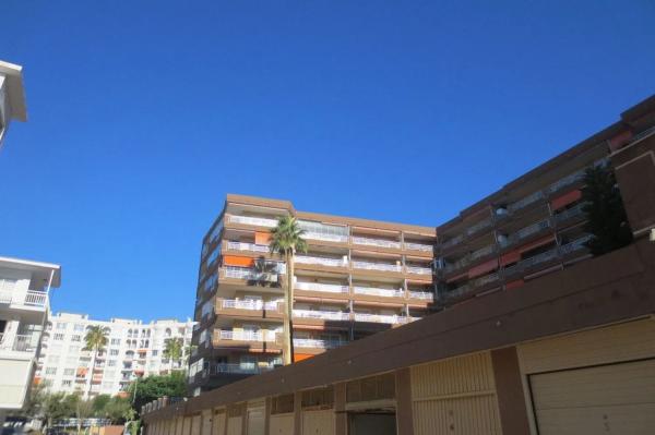 Piso en venta en Paseo Marítimo Rey de España, 95, Fuengirola thumbnail 1