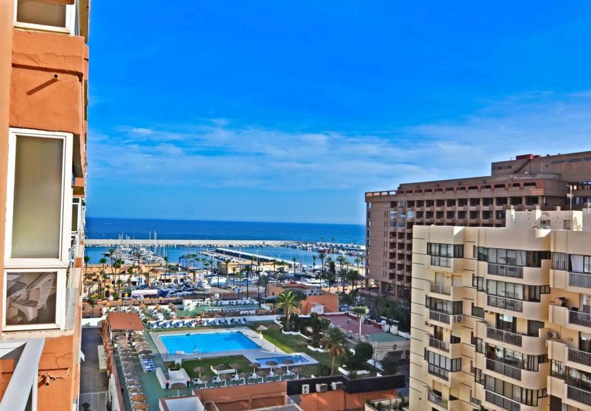 Sprzedaż studia w Puerto Deportivo Fuengirola, Fuengirola photo 1