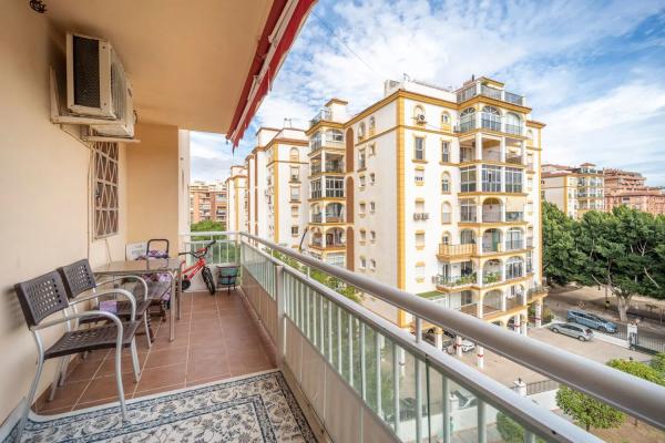 Piso en venta en  Calle Francisco Claros Curro, 1, Fuengirola photo 1