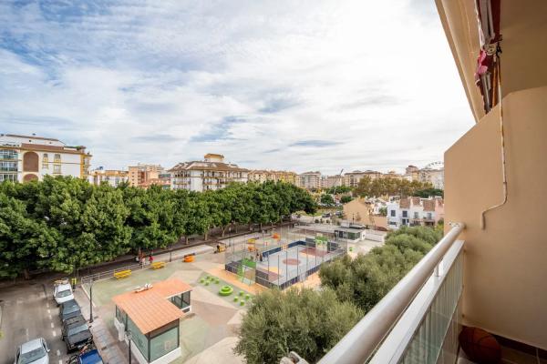 Piso en venta en  Calle Francisco Claros Curro, 1, Fuengirola photo 2