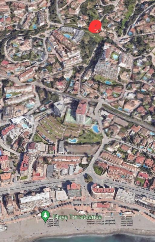 Sale of independent chalet in Calle Bambú, Fuengirola
photo 2