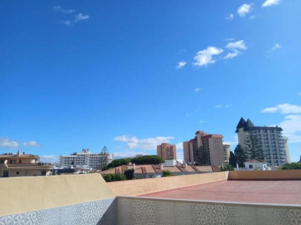 Продажа квартиры в Calle Huesca, 3, Фуэнхирола photo 1