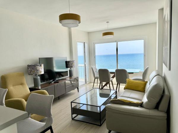Piso en venta en Paseo Marítimo Rey de España, 14, Fuengirola thumbnail 2