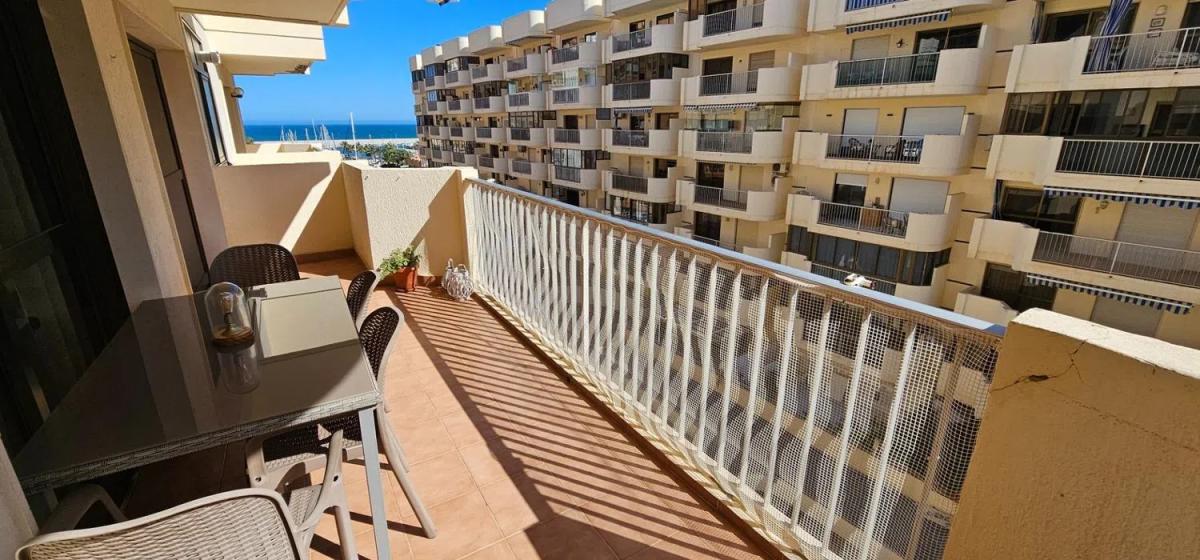 Venta de piso en Calle Martínez Catena, 11, Fuengirola
photo 2
