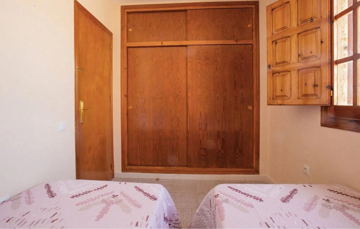 Sale of independent chalet in Calle Mango, 21, Fuengirola
photo 4