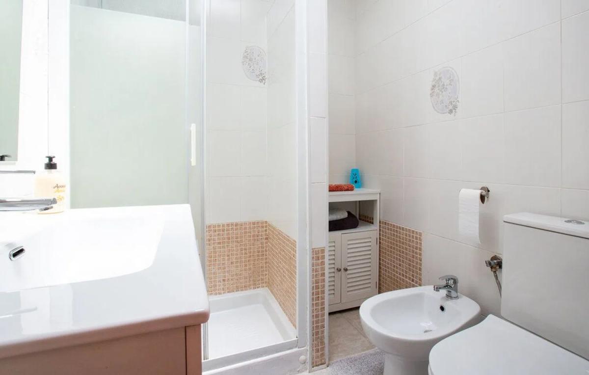 Sale of independent chalet in Calle Mango, 21, Fuengirola
photo 5