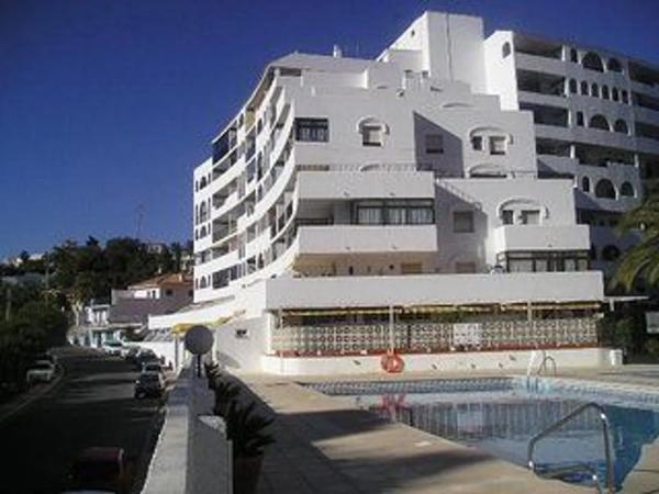 Продажа квартиры в Calle Orquídea, 4, Фуэнхирола thumbnail 1