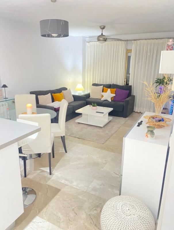 Продажа квартиры на Paseo Marítimo Rey de España, 105, Фуэнхирола
 photo 2