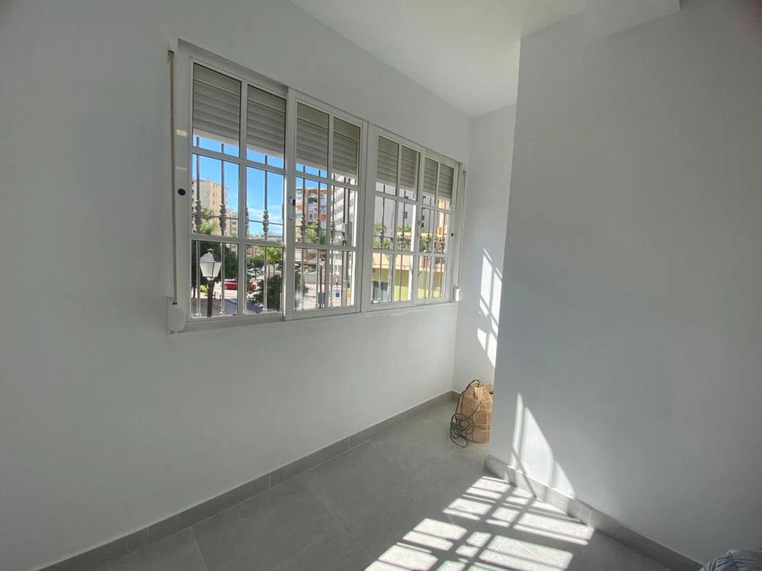 Venta de piso en Avenida Fuengirola, Fuengirola
 photo 3