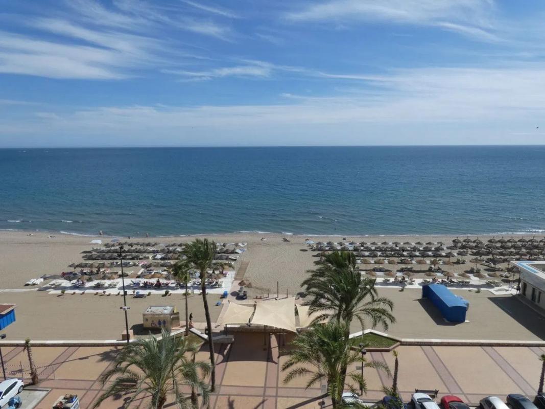 Sprzedaż mieszkania w Avenida de las Gaviotas, Fuengirola
photo 1