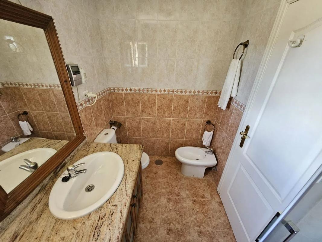 Продажа отдельного шале в  Calle Río Guadalete, Фуэнхирола photo 4