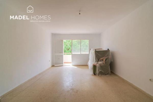 Piso en venta en Calle La Fuensanta, 4, Fuengirola thumbnail 1
