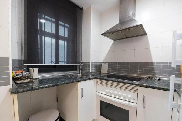 Apartment for sale in  Calle la Peña, Fuengirola photo 4