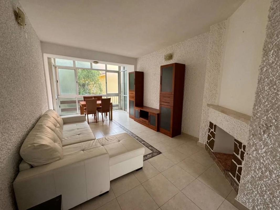 Venta de piso en Calle Víctor de la Serna, 13, Fuengirola
photo 1
