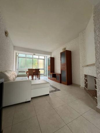 Piso en venta en Calle Víctor de la Serna, 13, Fuengirola thumbnail 1