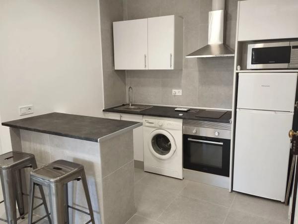 Piso en venta en Calle Blas de Lezo, Fuengirola photo 1