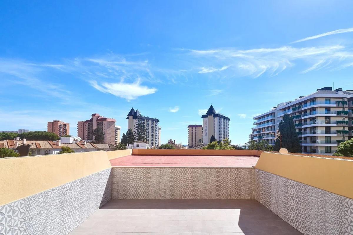 Продажа квартиры на Zona Sohail, Фуэнхирола
photo 2