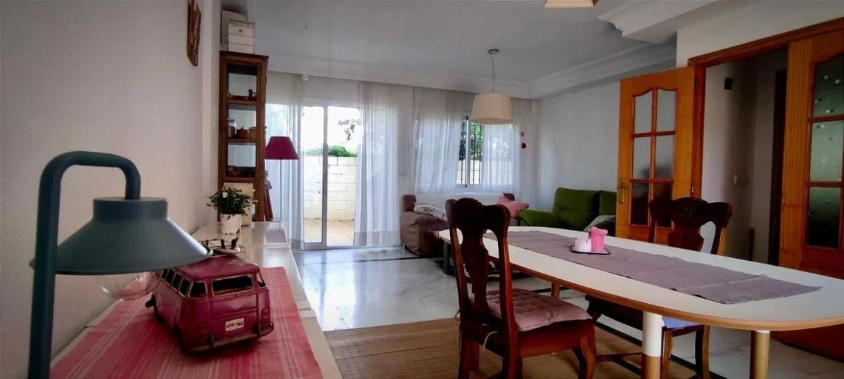 Venta de chalet independiente en Los Pacos, Fuengirola
photo 2