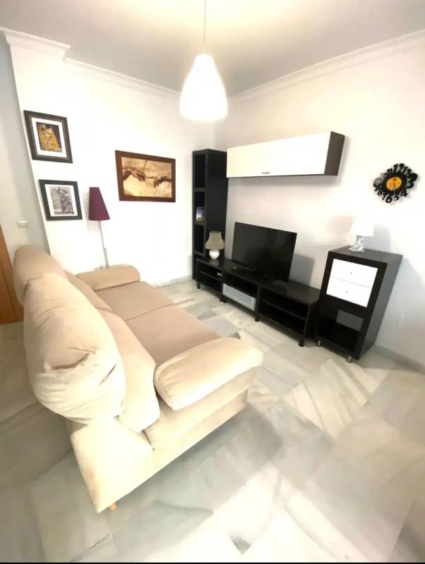 Sale of apartment in Calle Carvajal, Fuengirola
photo 2