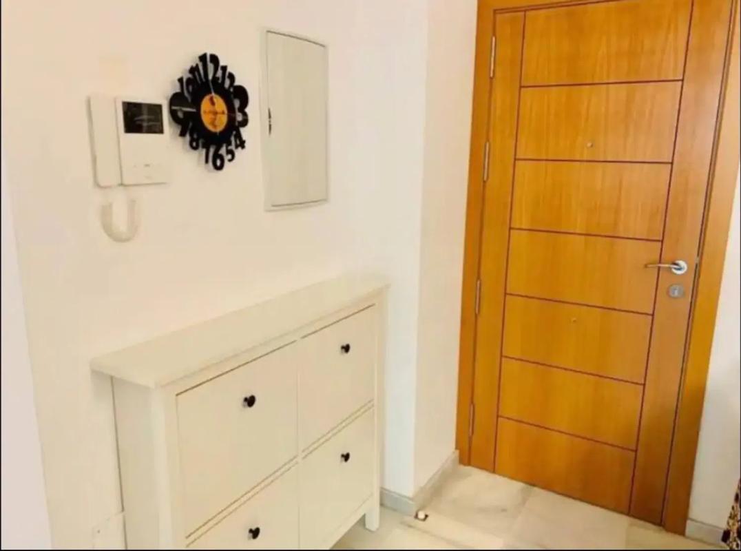Sale of apartment in Calle Carvajal, Fuengirola
photo 3