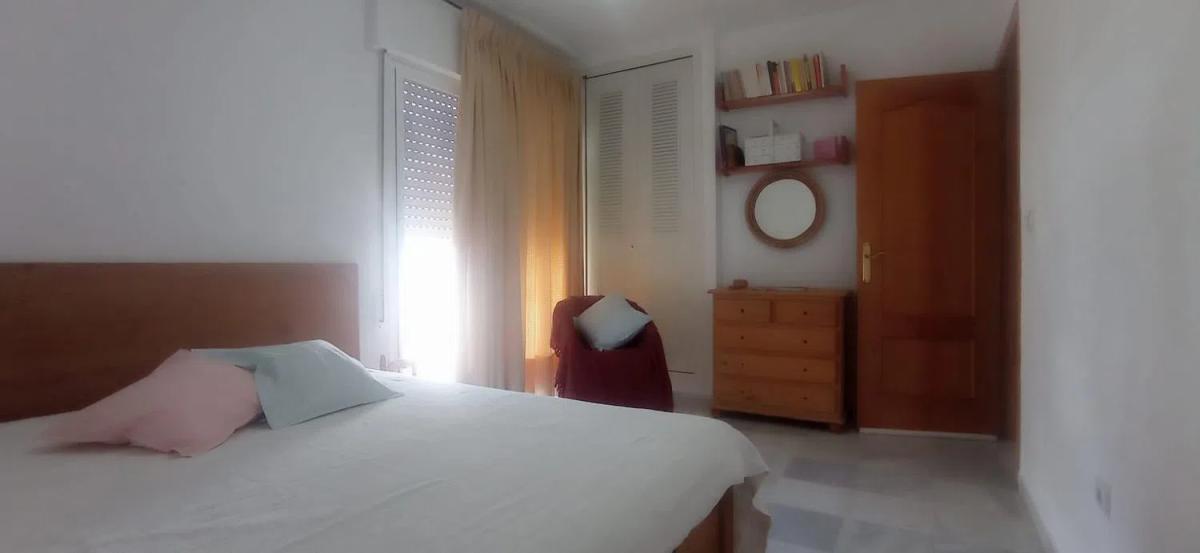 Продажа отдельного шале в  Calle Mollina, Фуэнхирола photo 4