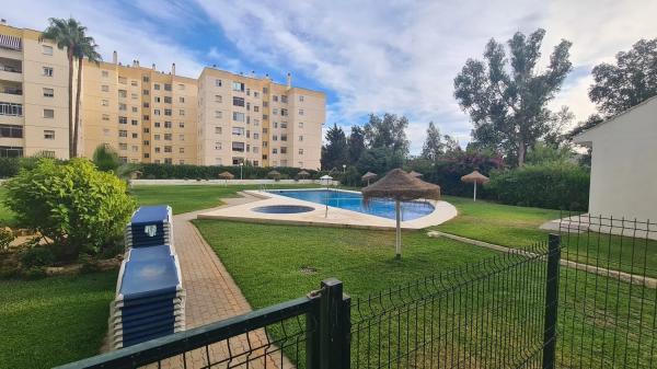 Piso en venta en Avenida Miramar, Fuengirola photo 1