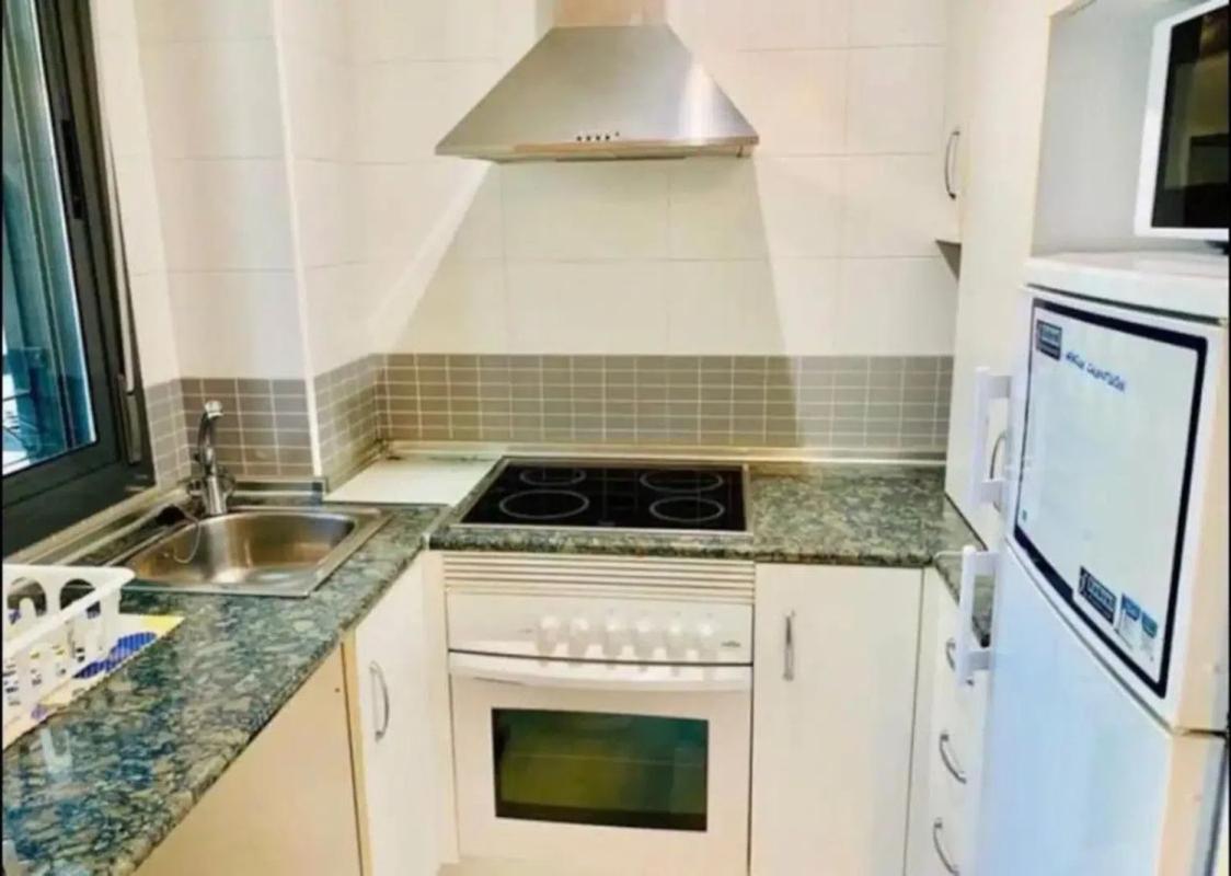 Sale of apartment in Calle la Peña, Fuengirola
 photo 2