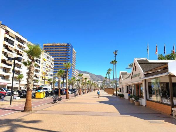 Mieszkanie na sprzedaż w  Playa de los Boliches, Fuengirola photo 1