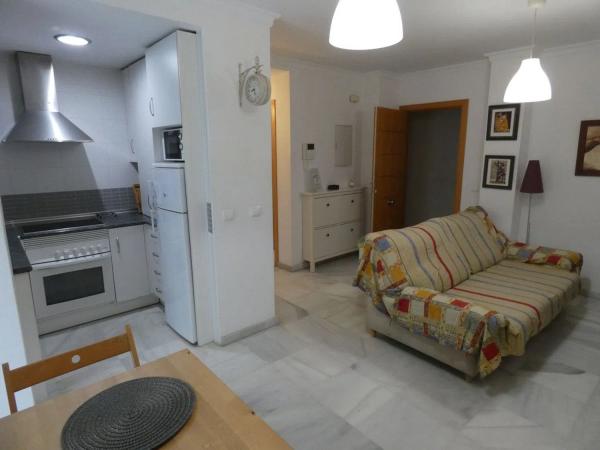 Mieszkanie na sprzedaż w  Calle la Peña, Fuengirola photo 2