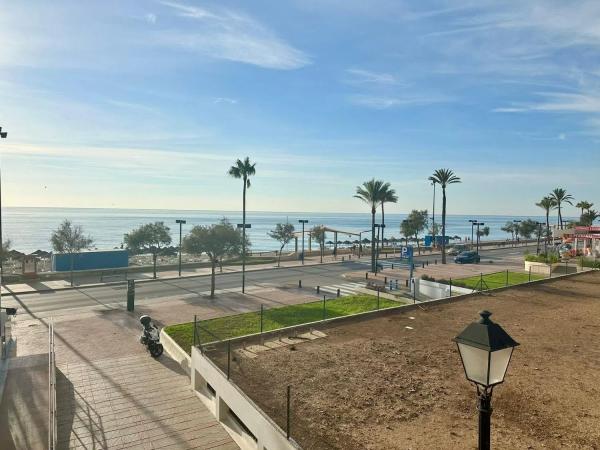Mieszkanie na sprzedaż w Zona Puerto Deportivo, Fuengirola thumbnail 1