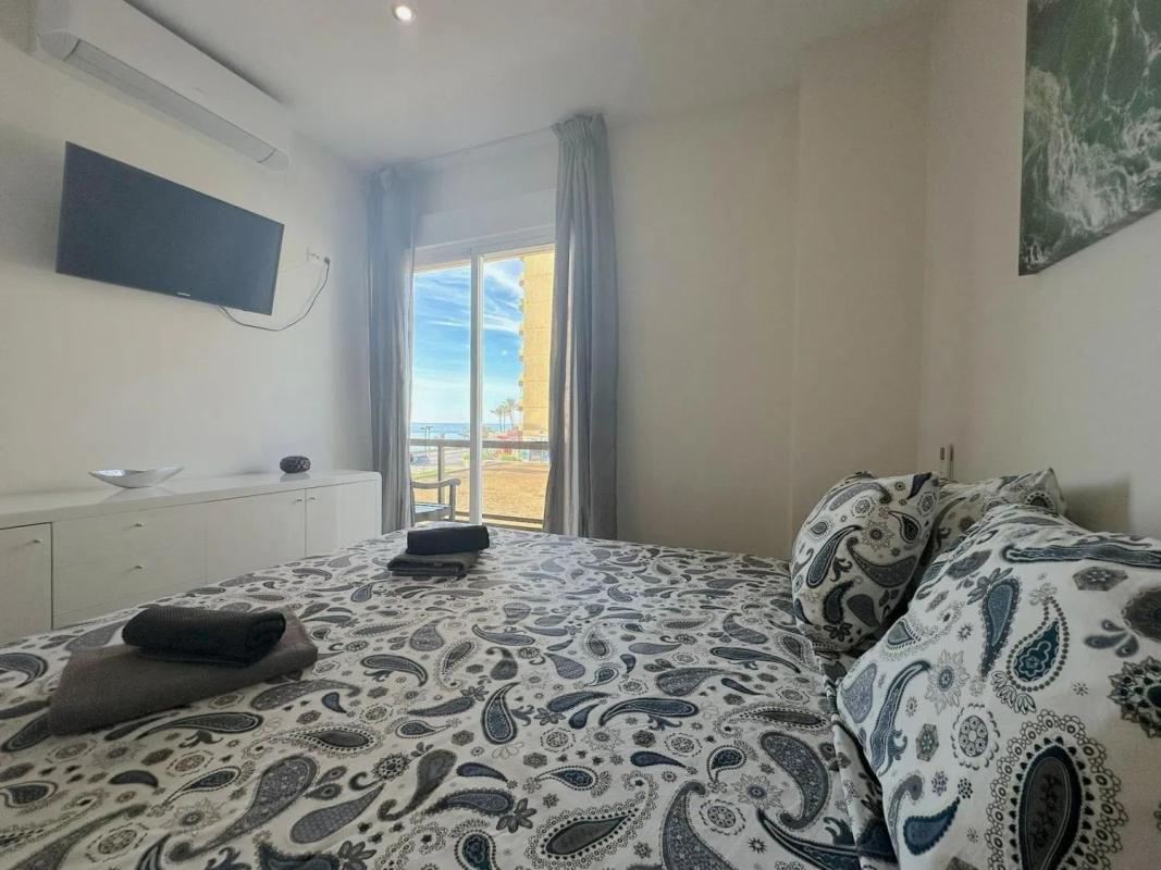 Venta de piso en Zona Puerto Deportivo, Fuengirola
 photo 3