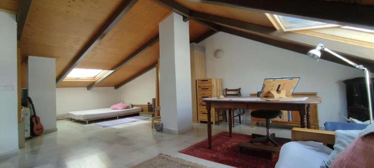Продажа отдельного шале в Calle Mollina, Фуэнхирола photo 3