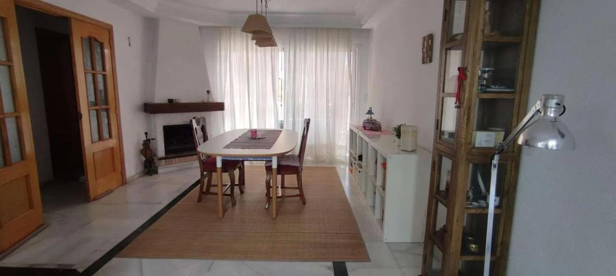 Продажа отдельного шале в Calle Mollina, Фуэнхирола photo 5