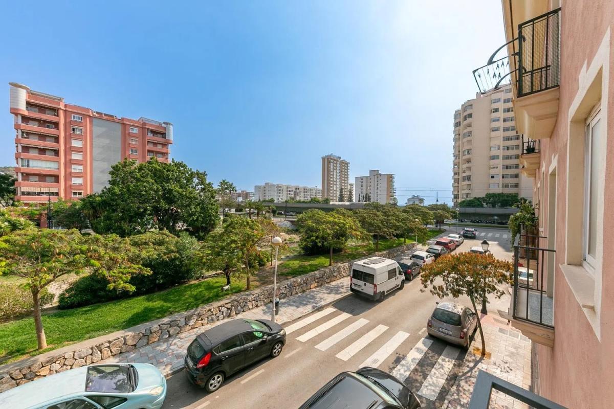 Venta de piso en Alameda de Pajares, Fuengirola
photo 1
