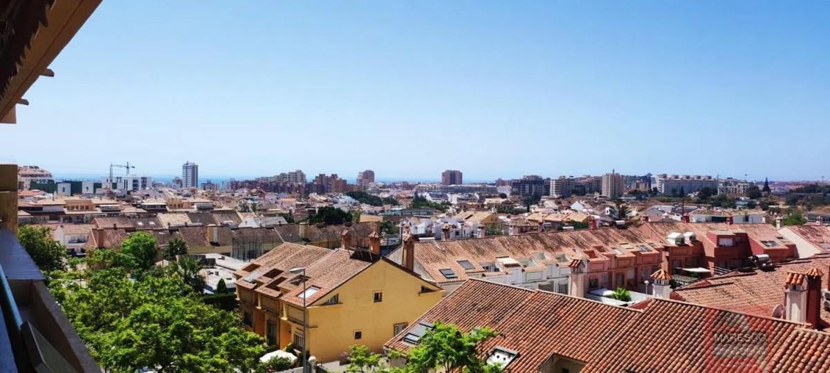 Venta de piso en Calle Narciso, Fuengirola
photo 1