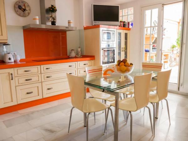 Дуплекс на продажу в Zona Sohail, Фуэнхирола photo 4
