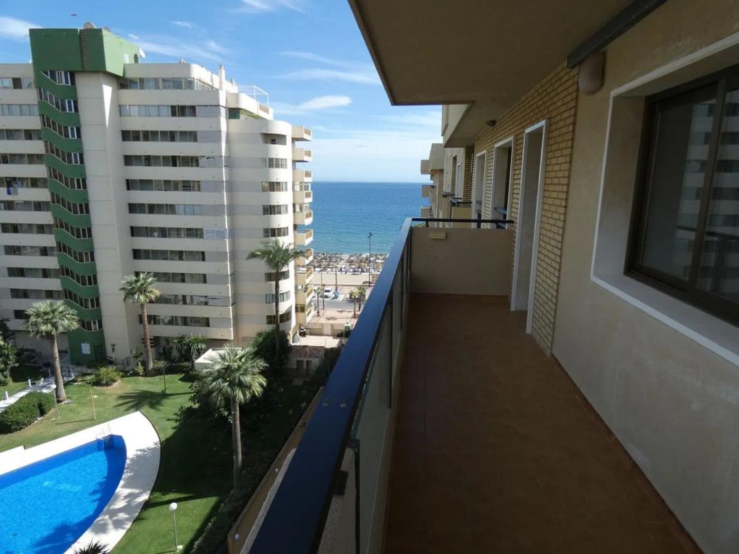 Sprzedaż mieszkania w Avenida de las Gaviotas, Fuengirola
photo 1