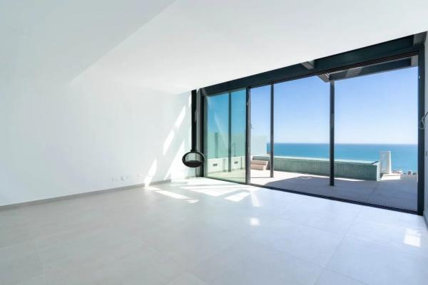 Detached villa for sale in  El Higuerón, Fuengirola photo 2