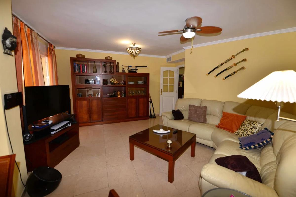 Venta de piso en Calle Coleo, 17, Fuengirola
 photo 2