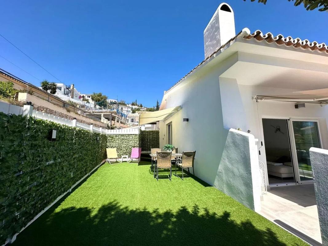 Sale of independent chalet in Calle los Madroños, Fuengirola
 photo 4