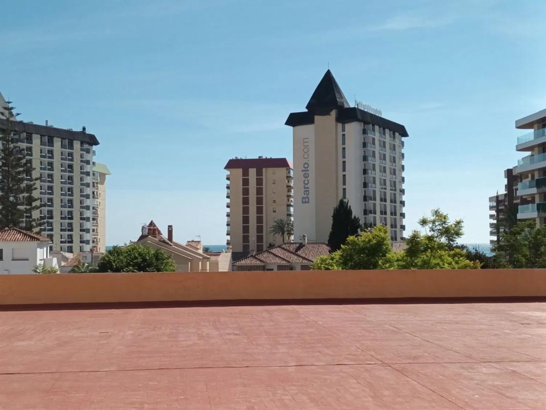 Продажа квартиры на Calle Huesca, Фуэнхирола
photo 1