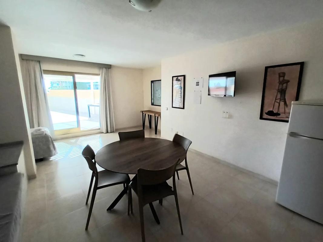 Продажа квартиры на Calle Huesca, Фуэнхирола
photo 4