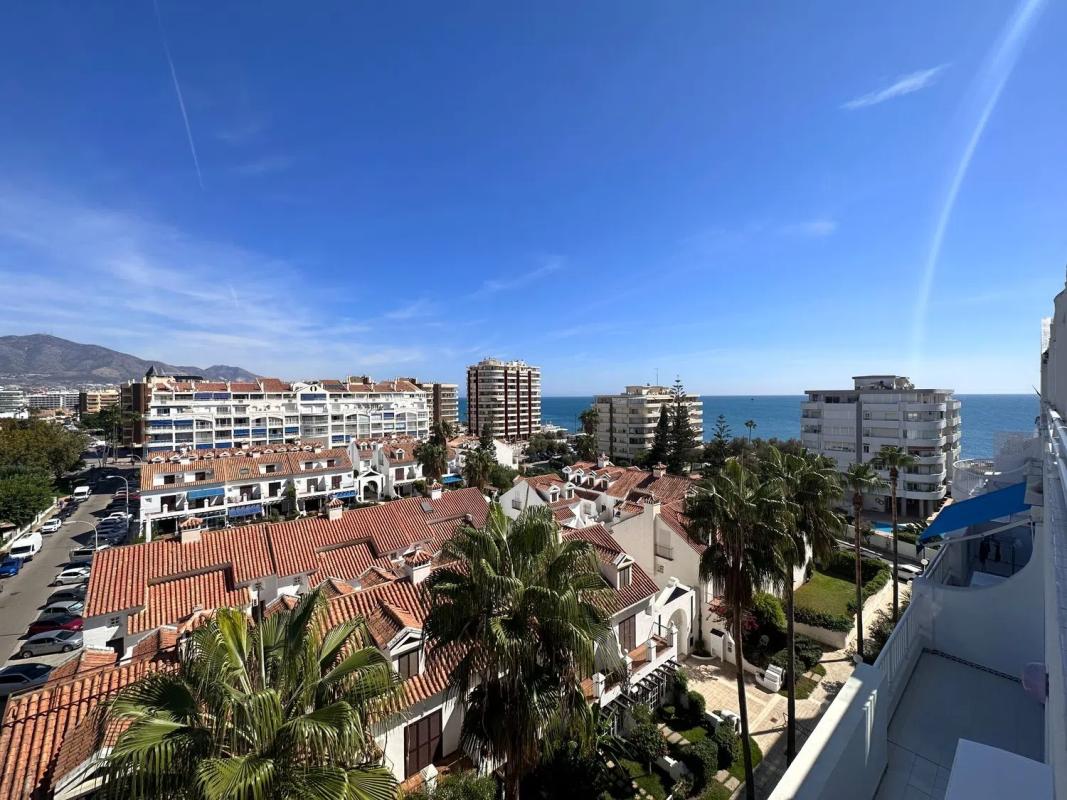 Venta de ático en  Calle Alberto Morgenstern, 1, Fuengirola photo 2
