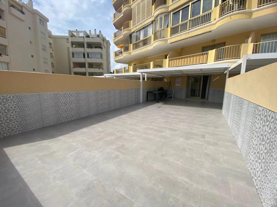 Продажа квартиры на Calle Huesca, Фуэнхирола
photo 1